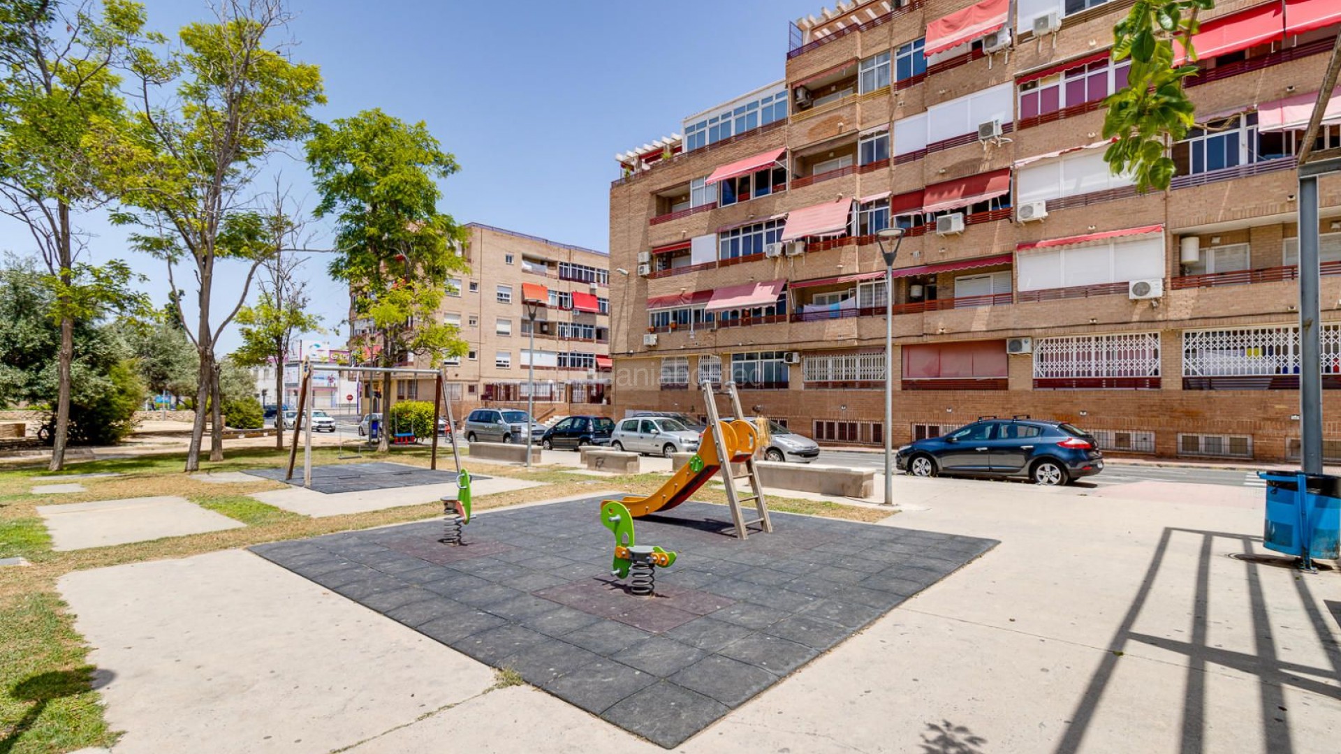 Segunda mano - Apartamento -
Torrevieja