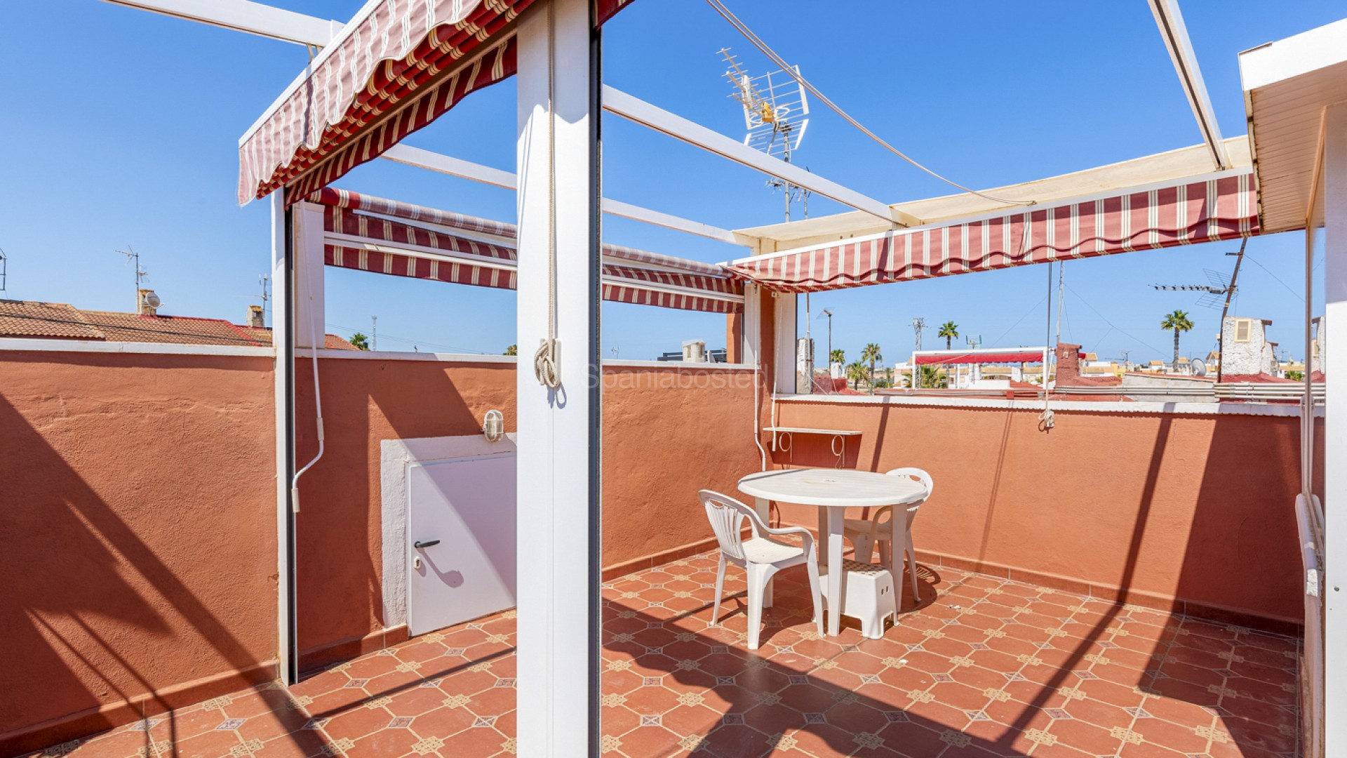 Segunda mano - Apartamento -
Torrevieja