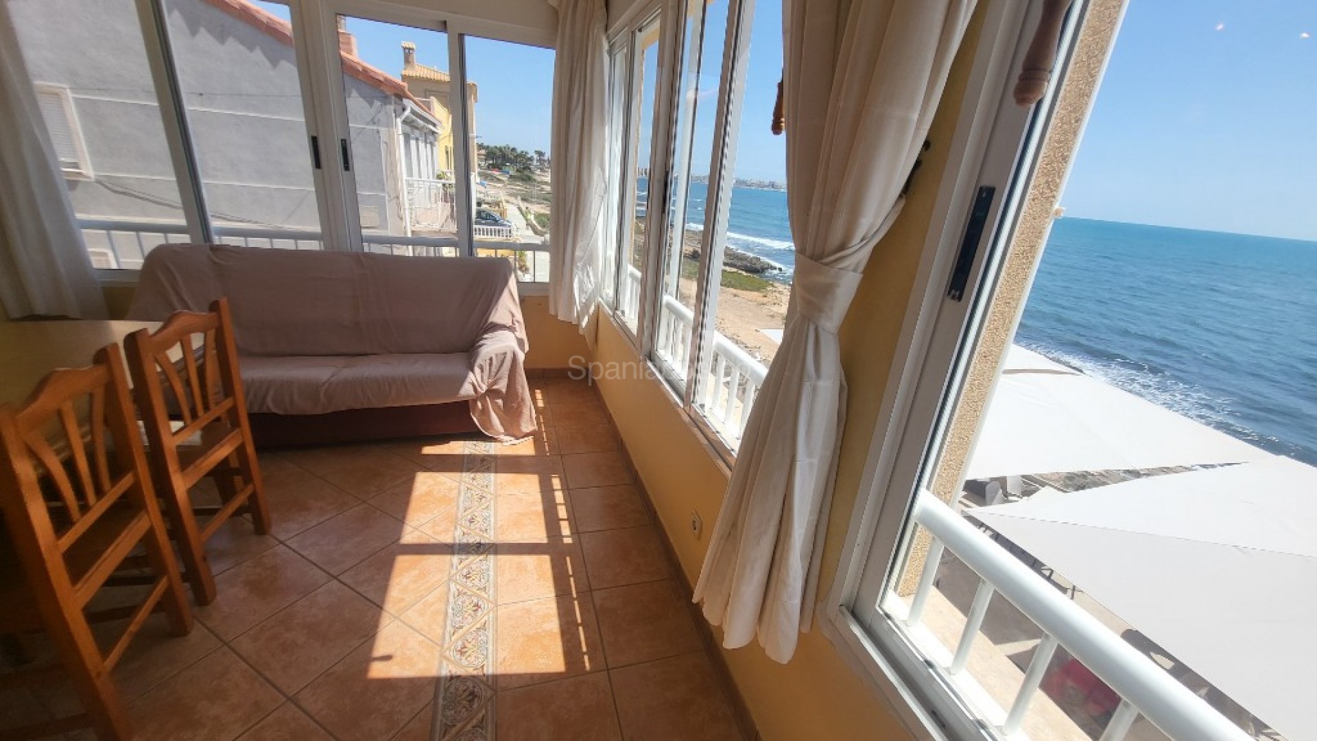 Segunda mano - Apartamento -
Torrevieja