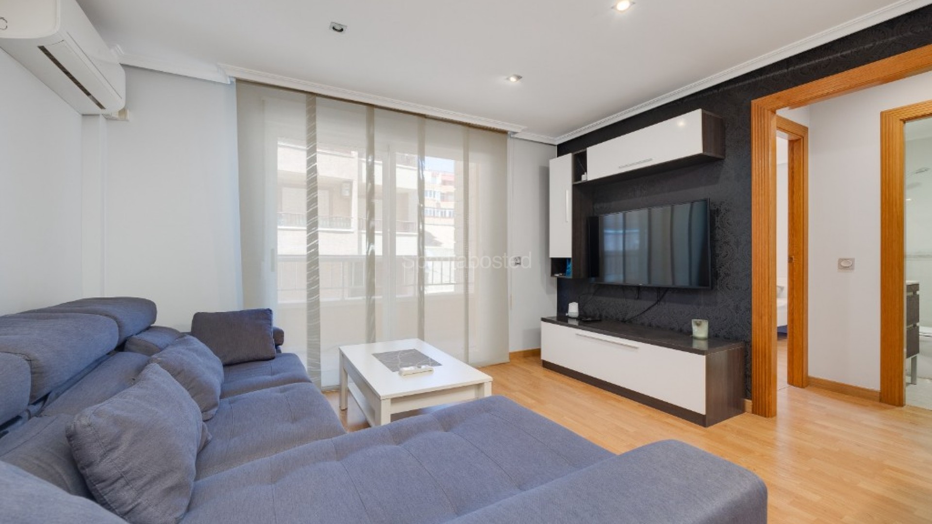 Segunda mano - Apartamento -
Torrevieja