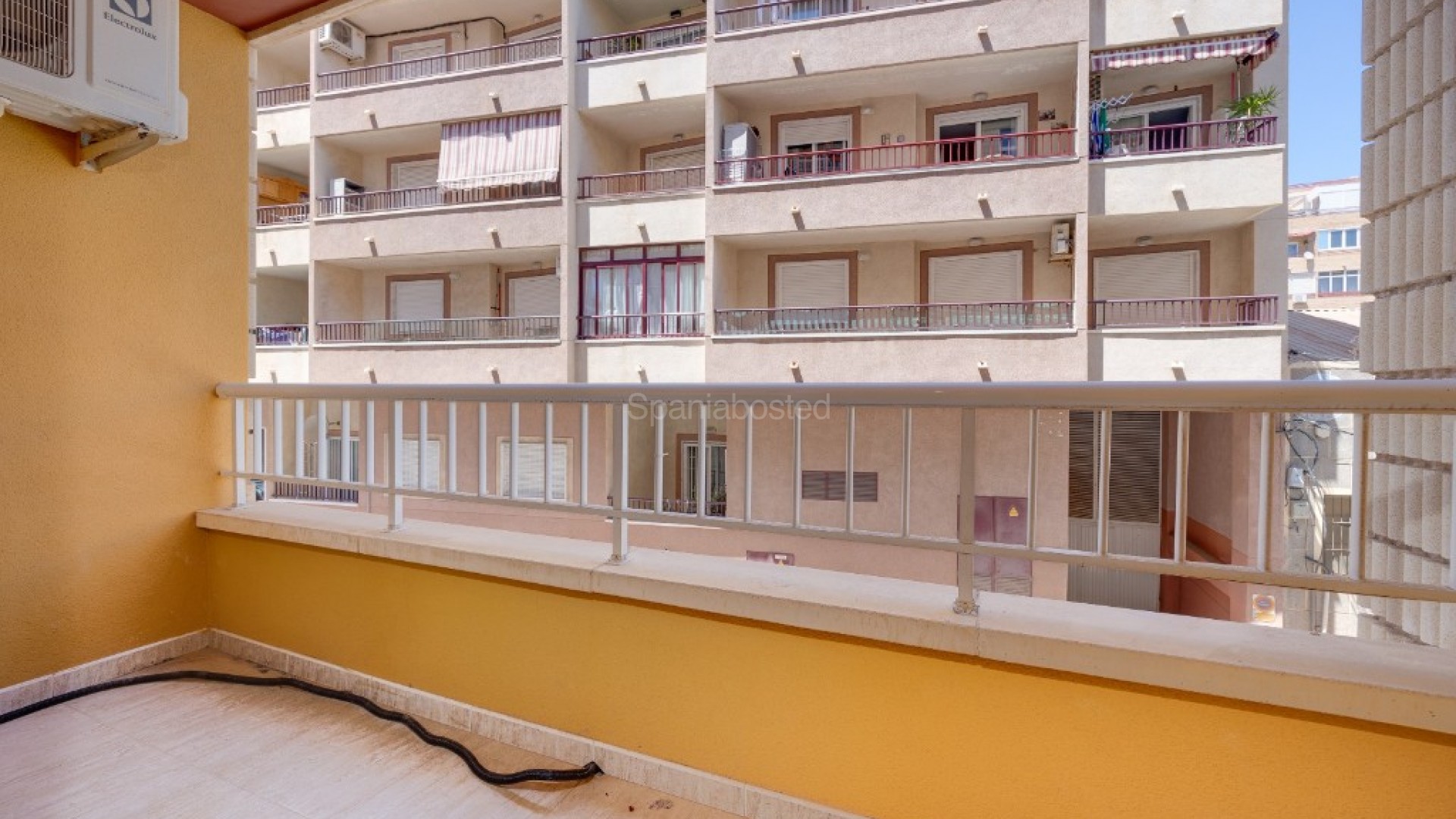 Segunda mano - Apartamento -
Torrevieja