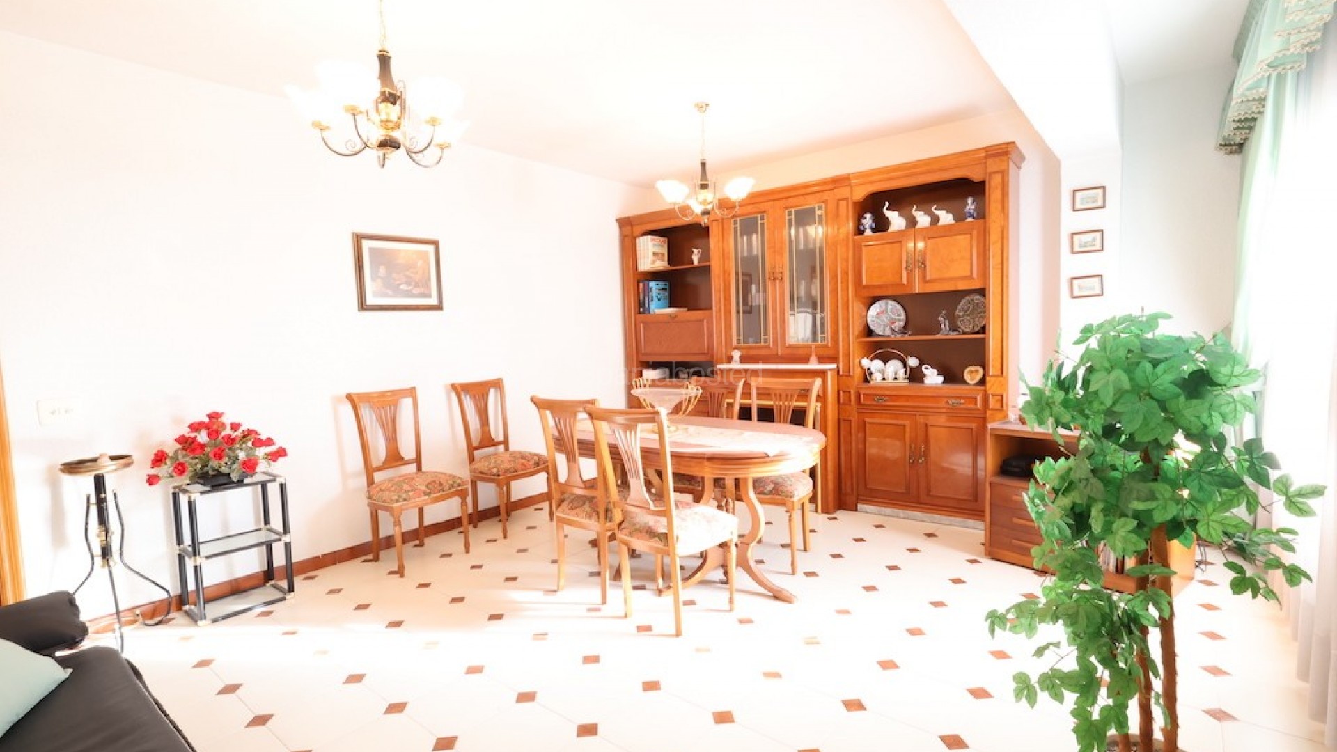 Segunda mano - Apartamento -
Torrevieja