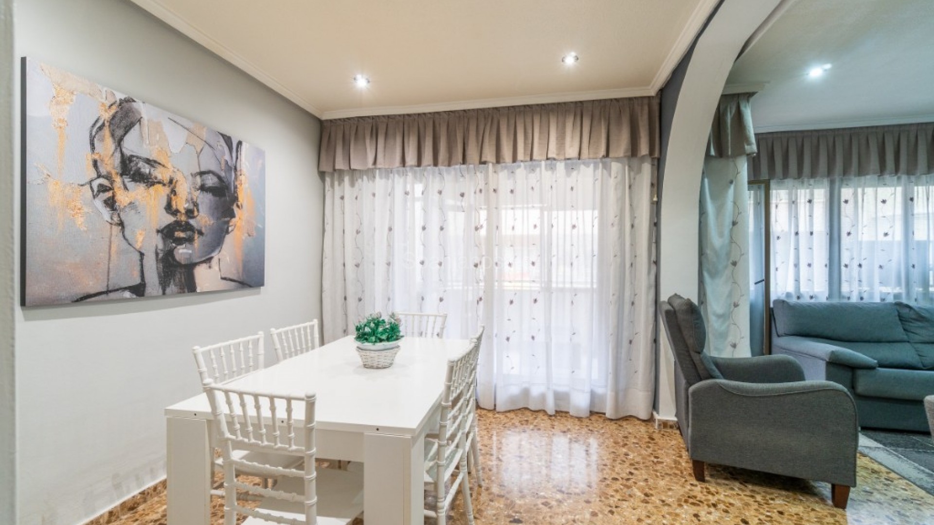 Segunda mano - Apartamento -
Torrevieja