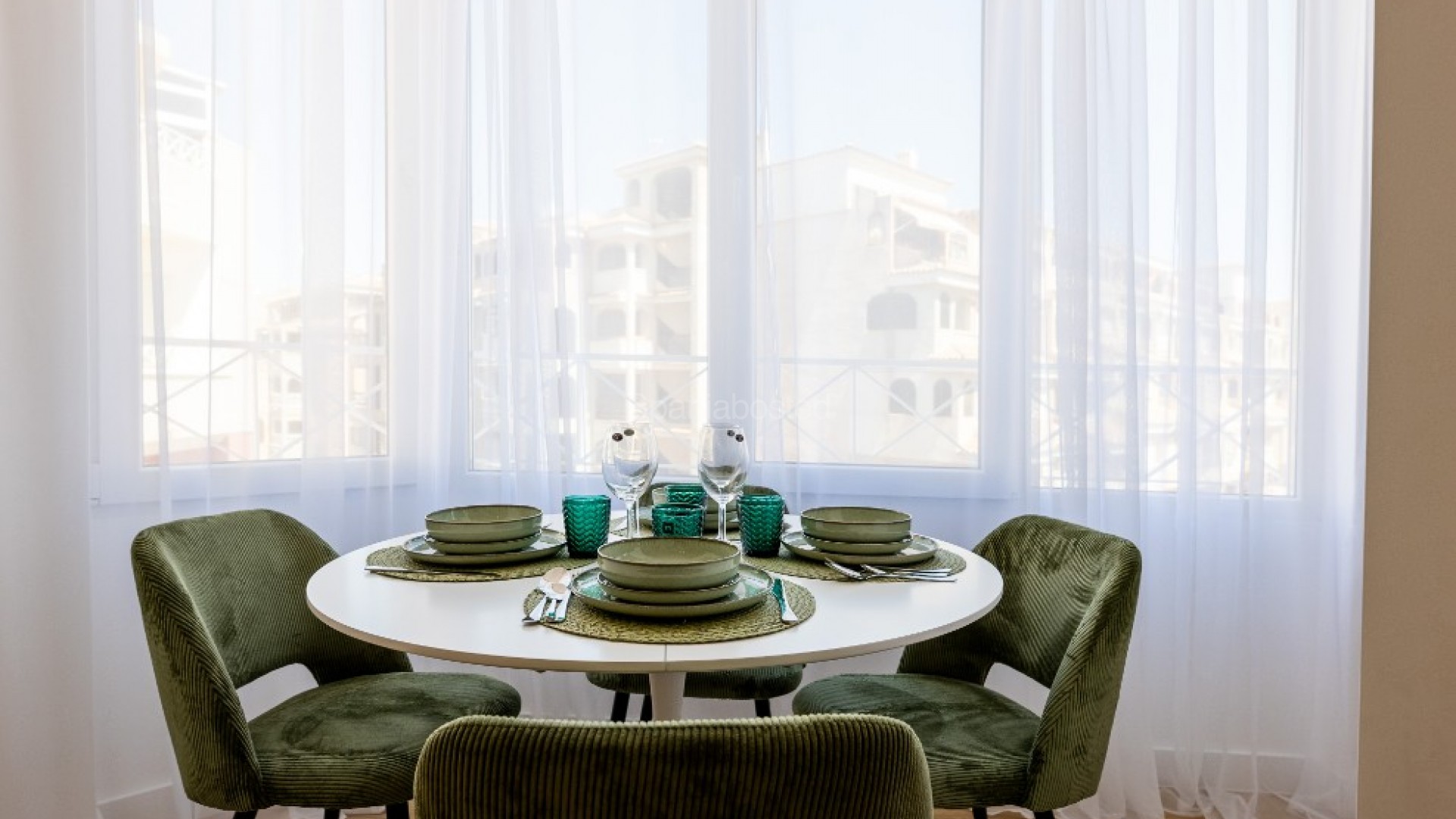 Segunda mano - Apartamento -
Torrevieja