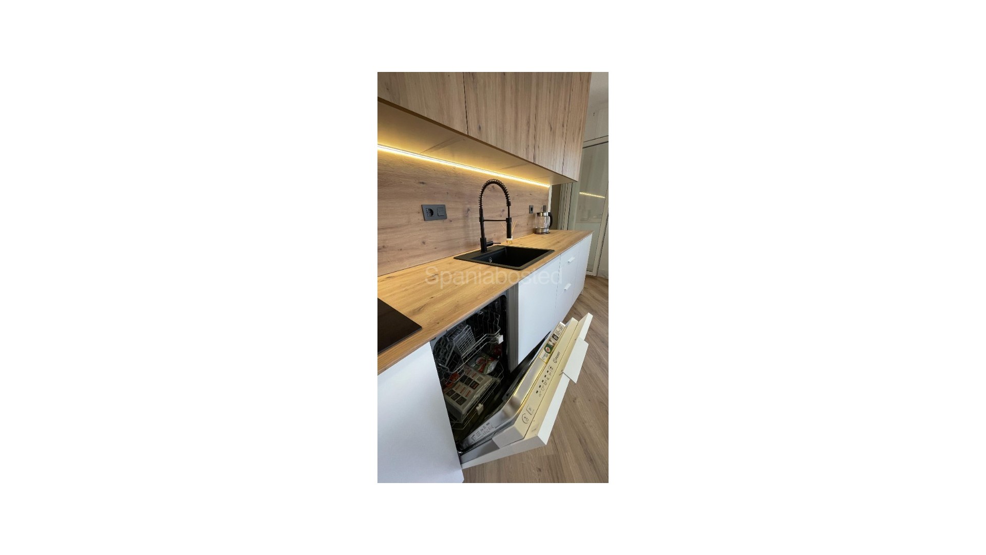 Segunda mano - Apartamento -
Torrevieja