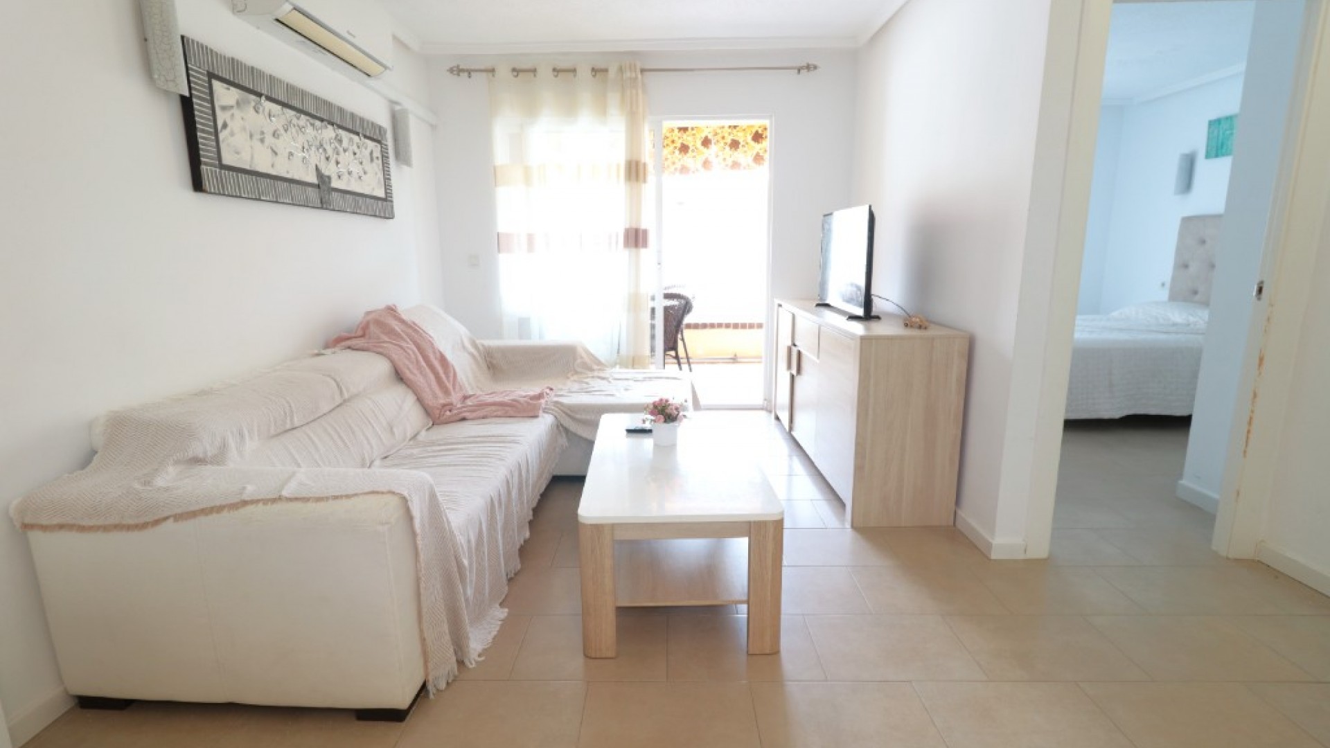 Segunda mano - Apartamento -
Torrevieja