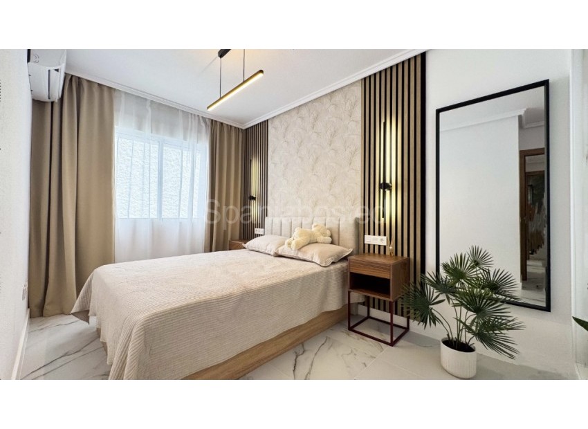 Segunda mano - Apartamento -
Torrevieja