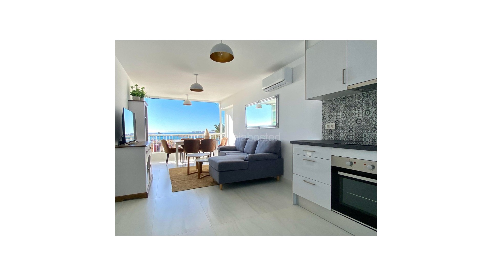 Segunda mano - Apartamento -
Torrevieja