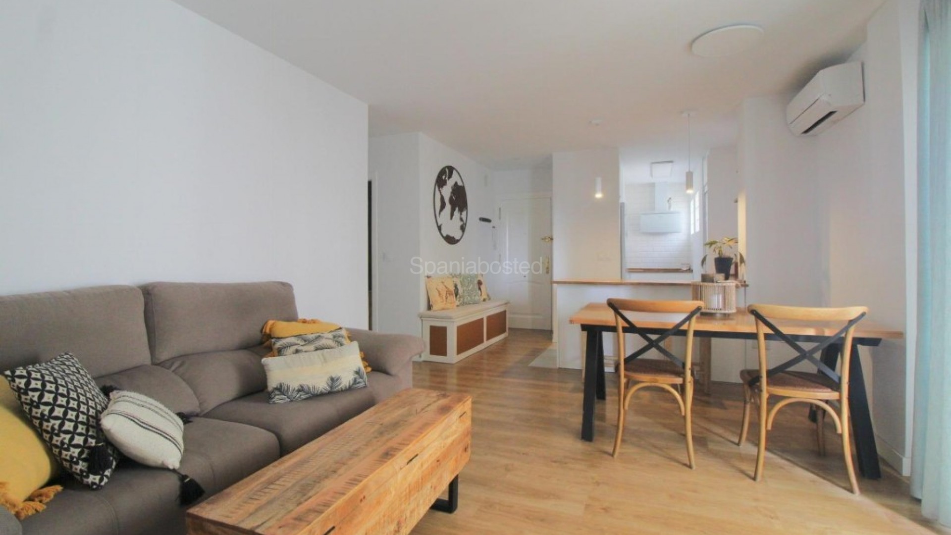 Segunda mano - Apartamento -
Torrevieja