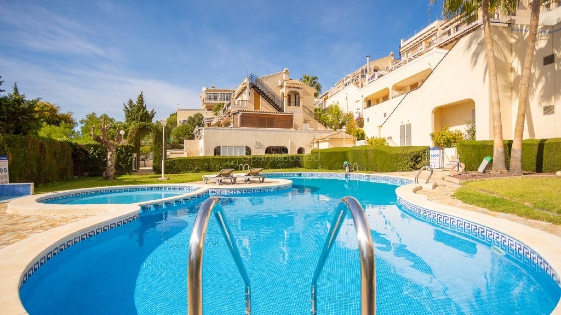 Segunda mano - Apartamento -
Torrevieja