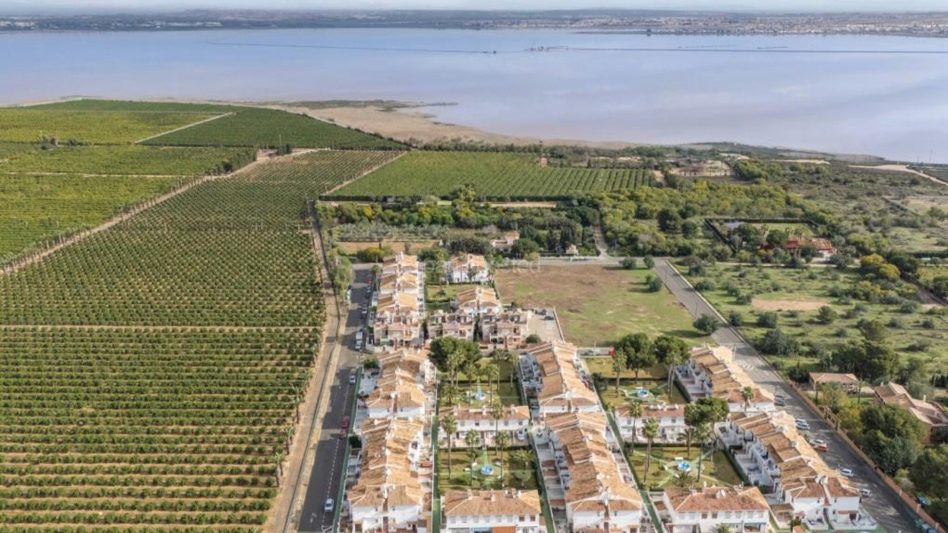 Segunda mano - Apartamento -
Torrevieja