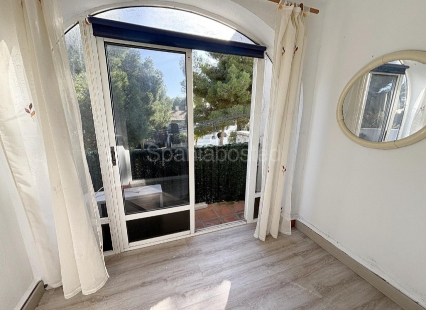 Segunda mano - Apartamento -
Torrevieja