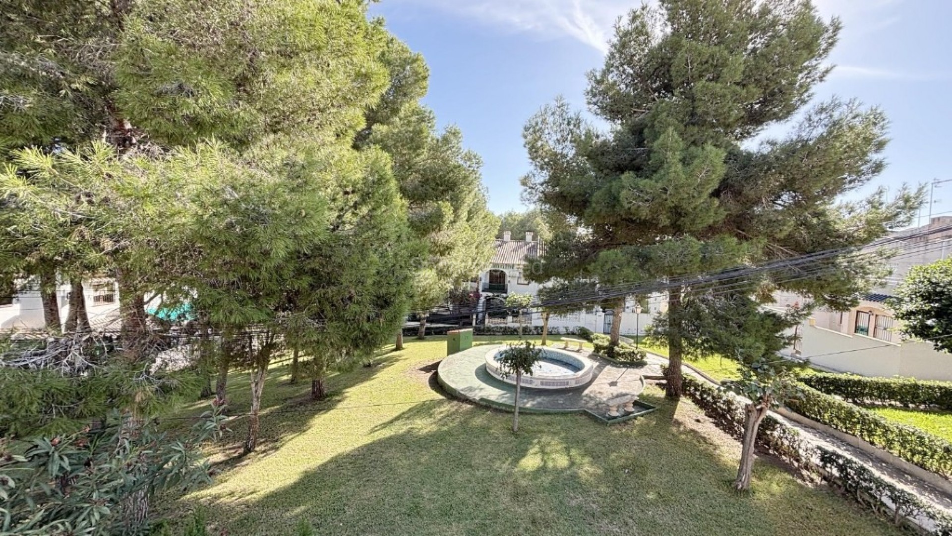 Segunda mano - Apartamento -
Torrevieja