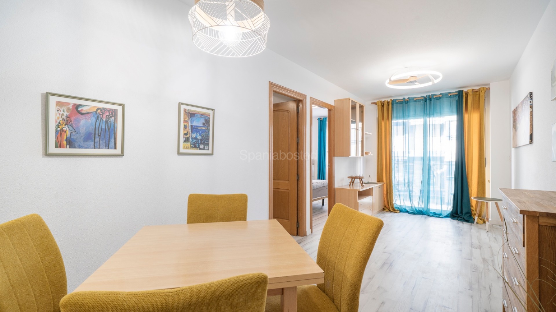 Segunda mano - Apartamento -
Torrevieja