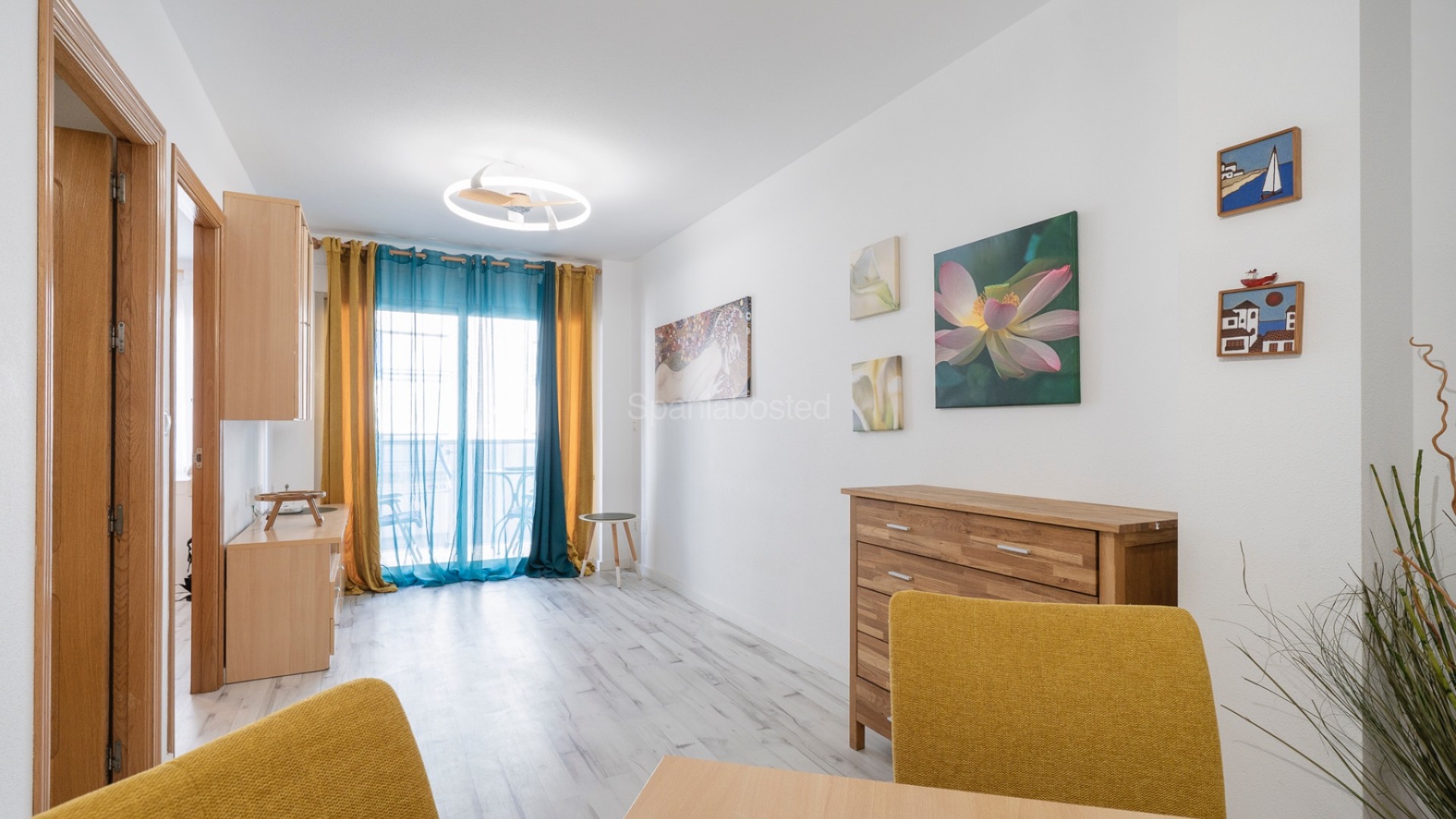 Segunda mano - Apartamento -
Torrevieja