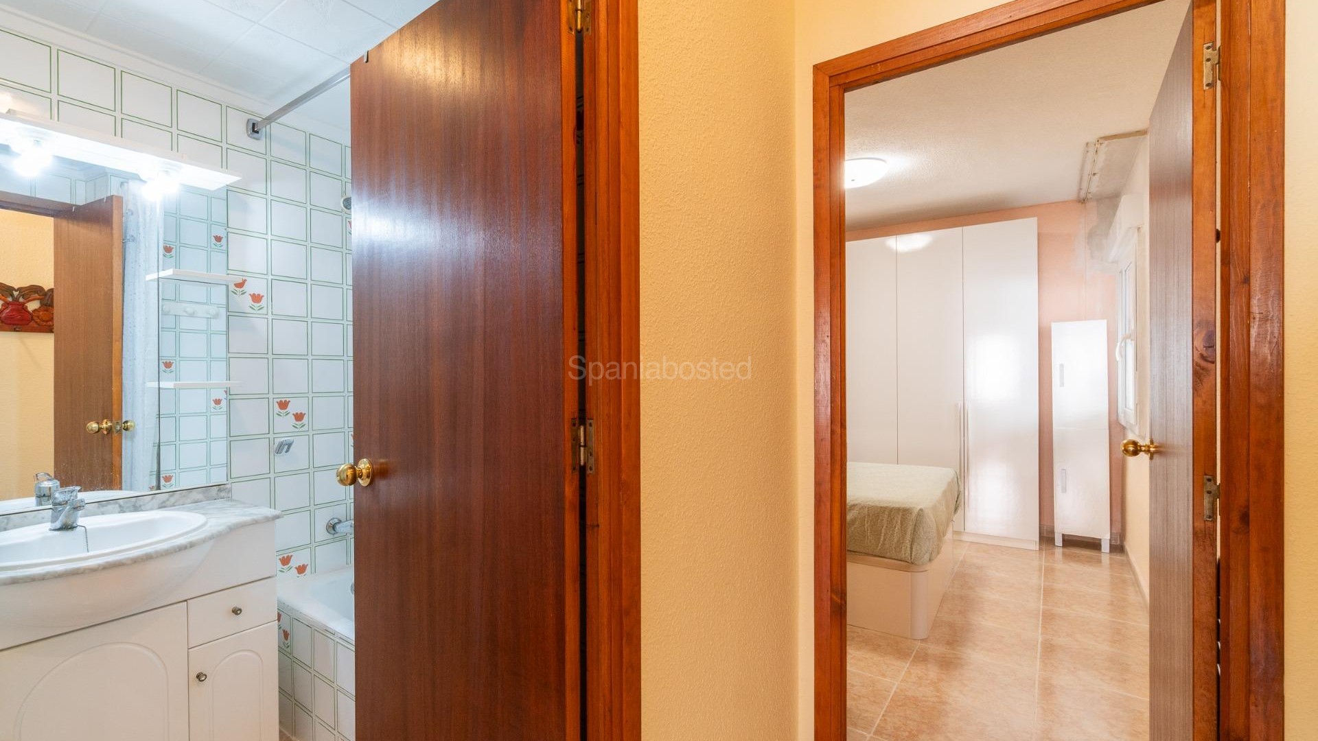 Segunda mano - Apartamento -
Torrevieja