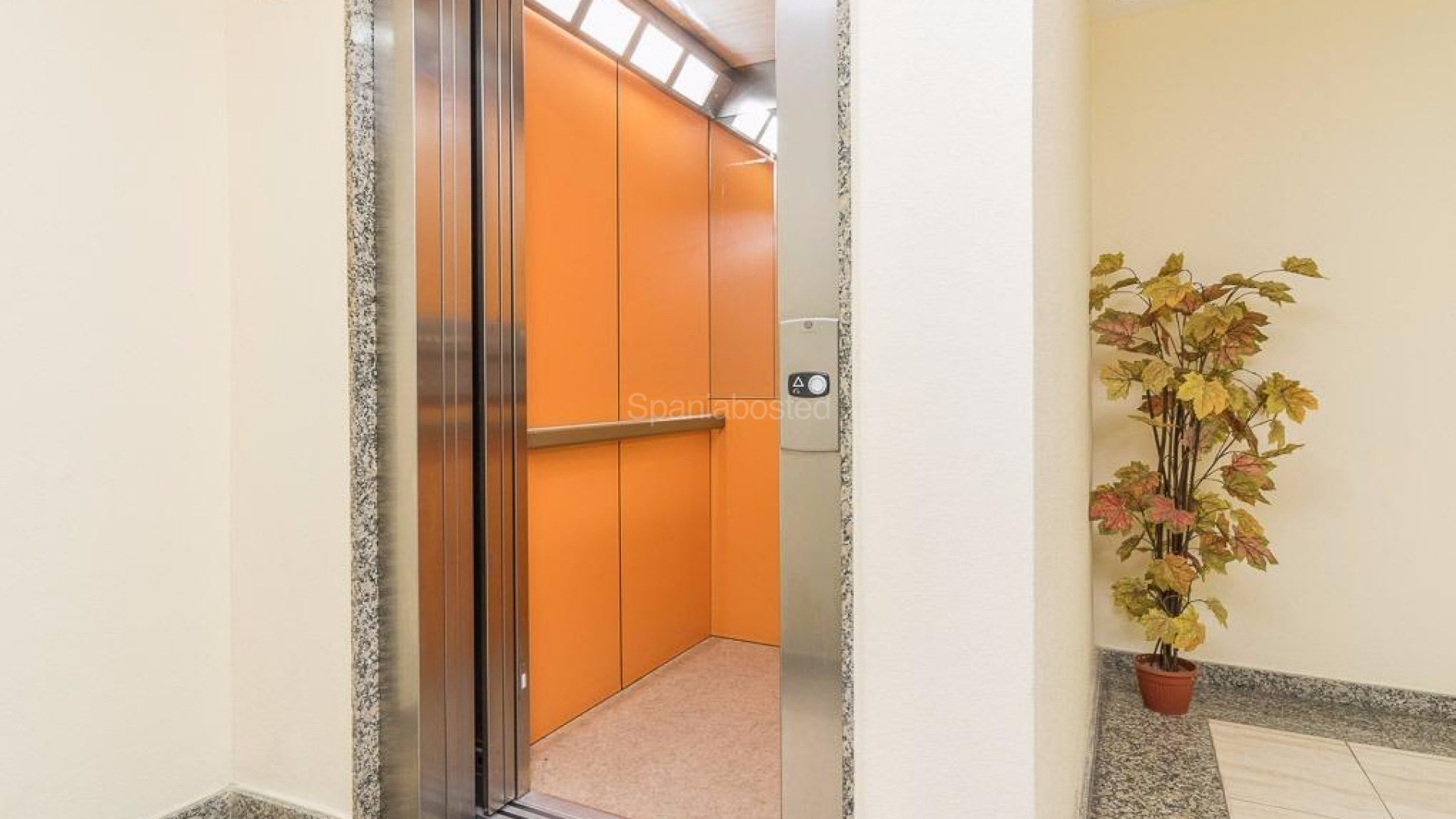 Segunda mano - Apartamento -
Torrevieja