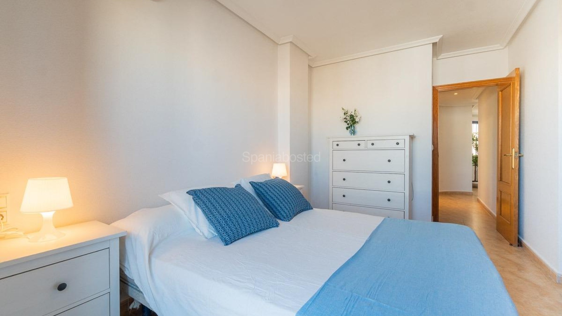 Segunda mano - Apartamento -
Torrevieja