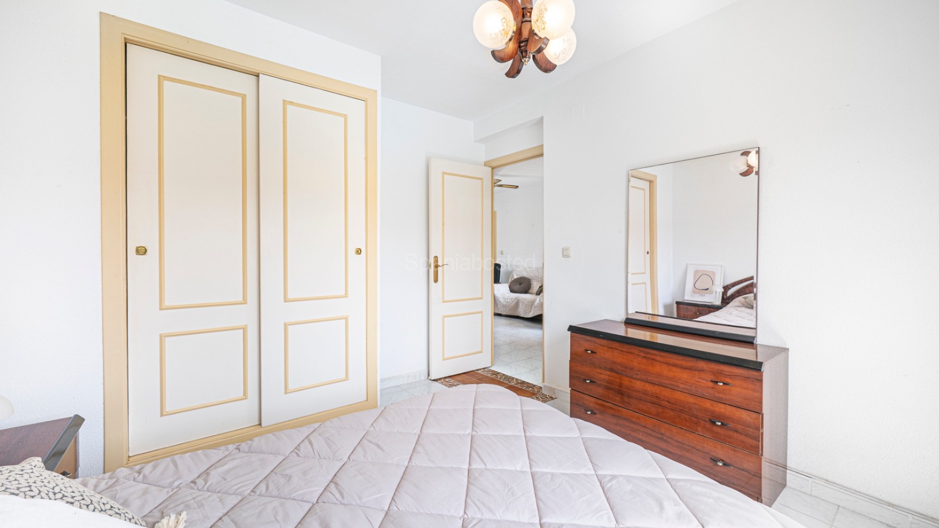 Segunda mano - Apartamento -
Torrevieja