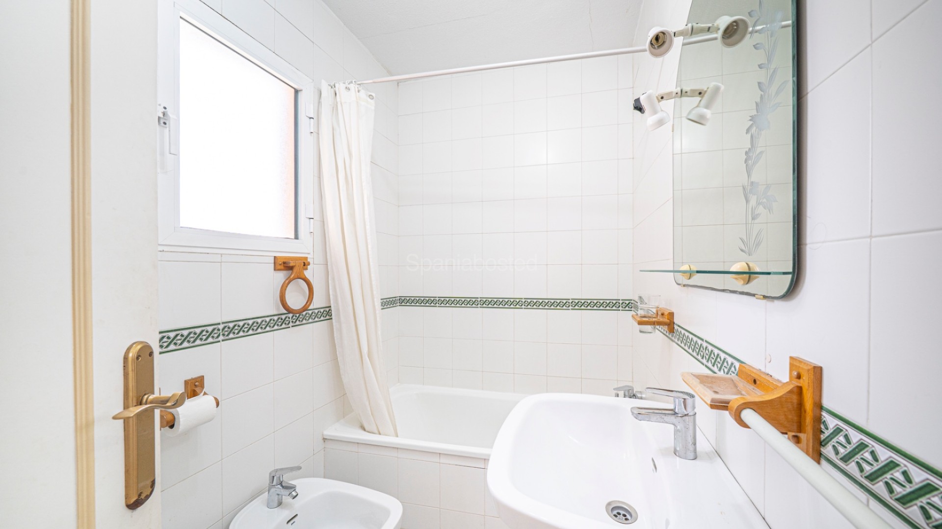 Segunda mano - Apartamento -
Torrevieja