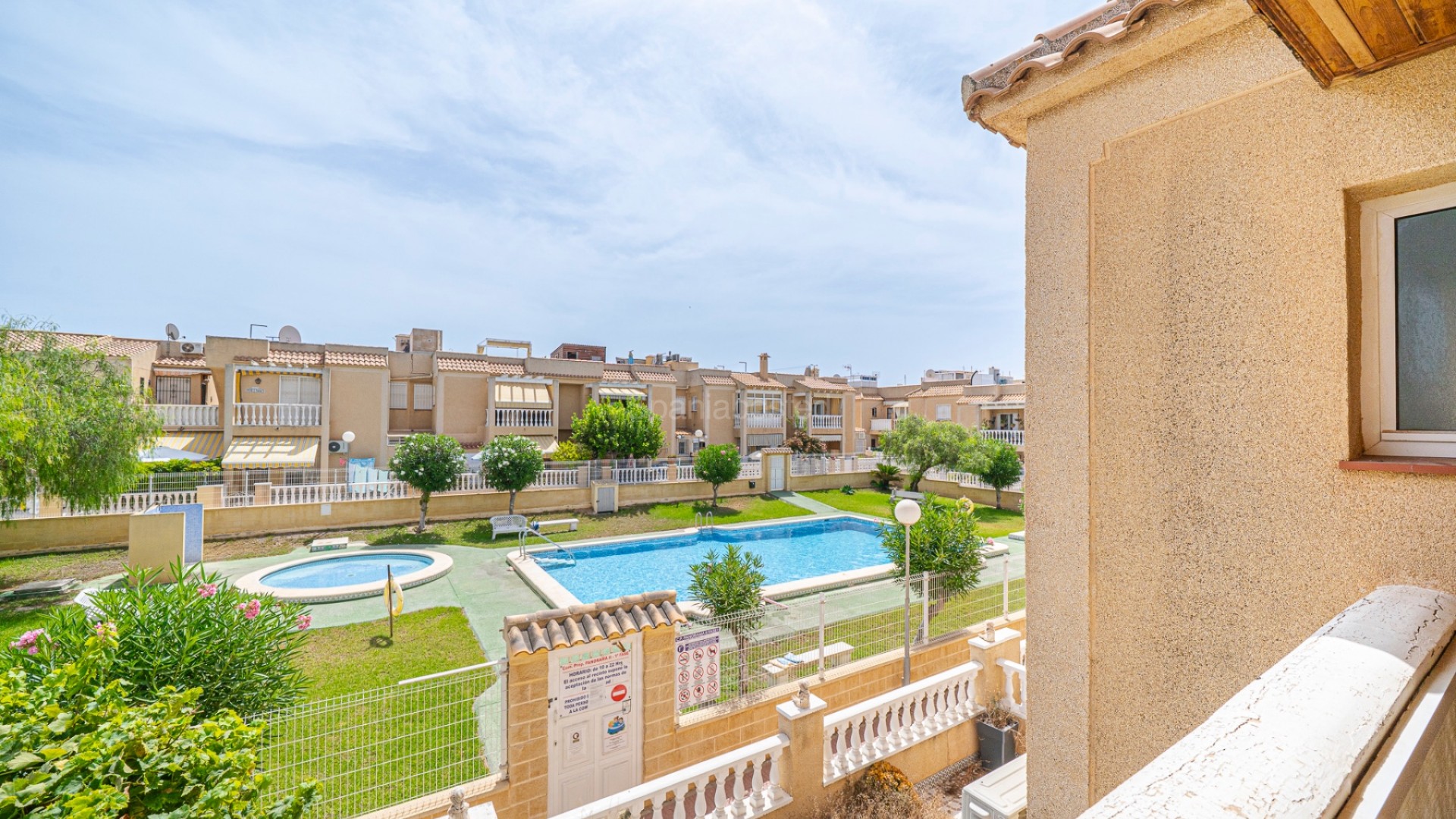 Segunda mano - Apartamento -
Torrevieja