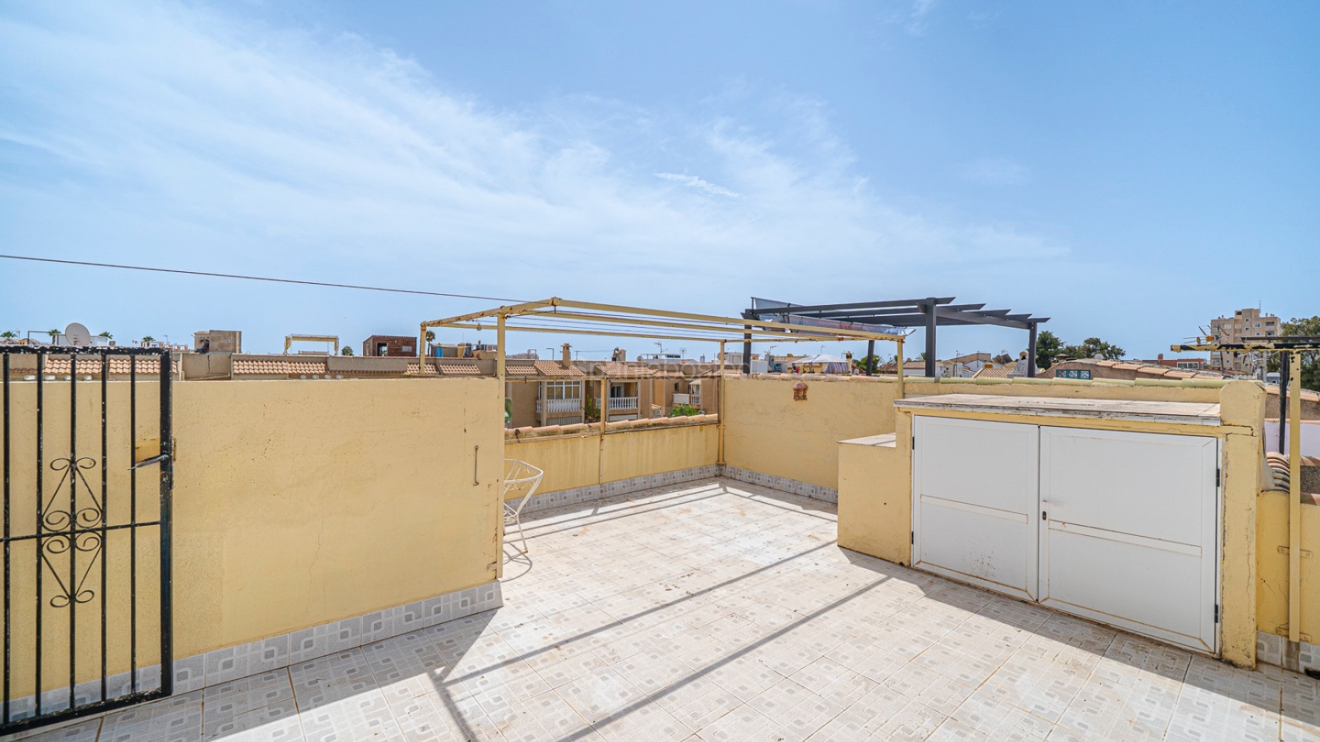 Segunda mano - Apartamento -
Torrevieja