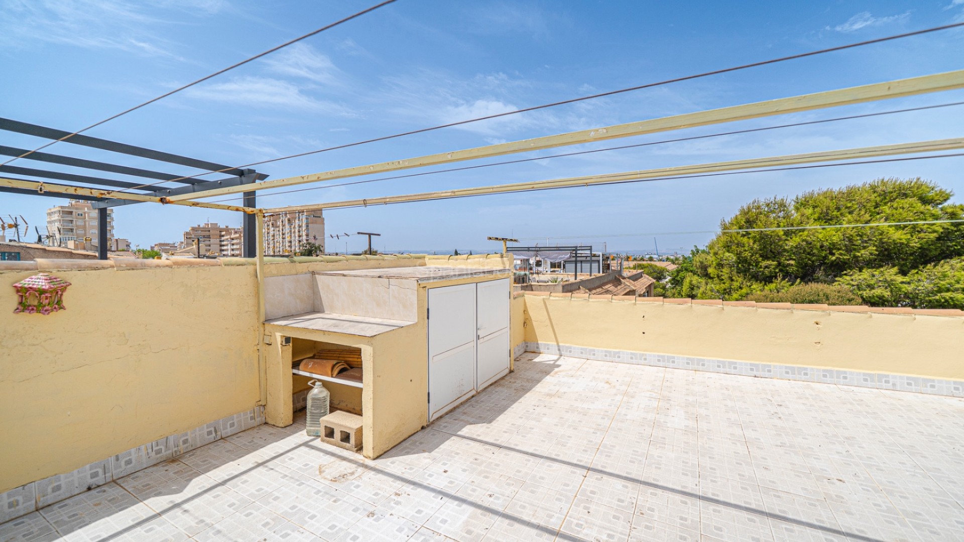 Segunda mano - Apartamento -
Torrevieja
