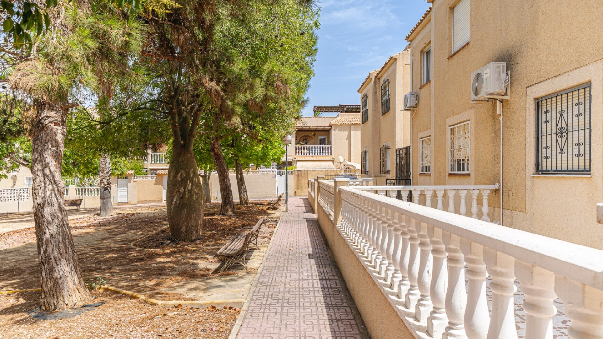 Segunda mano - Apartamento -
Torrevieja