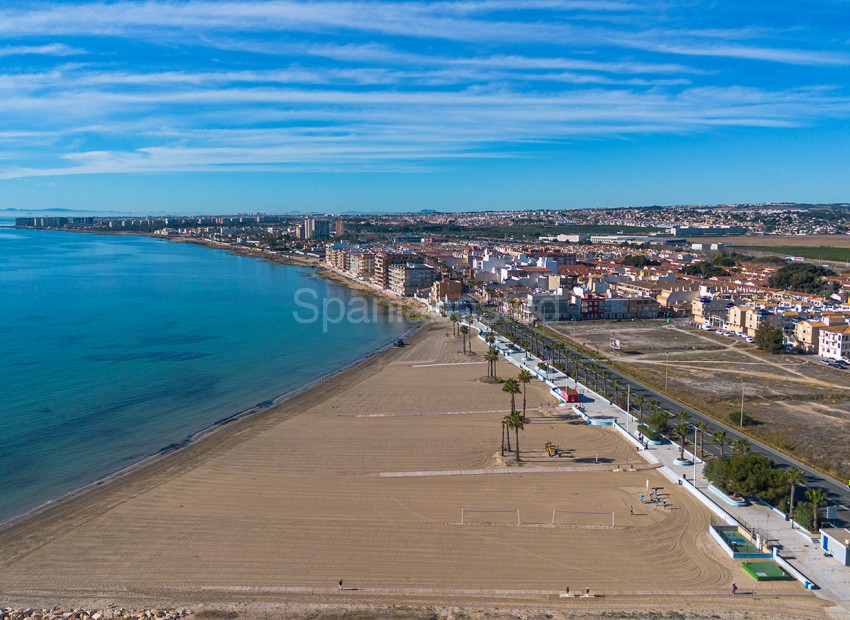 Segunda mano - Apartamento -
Torrevieja