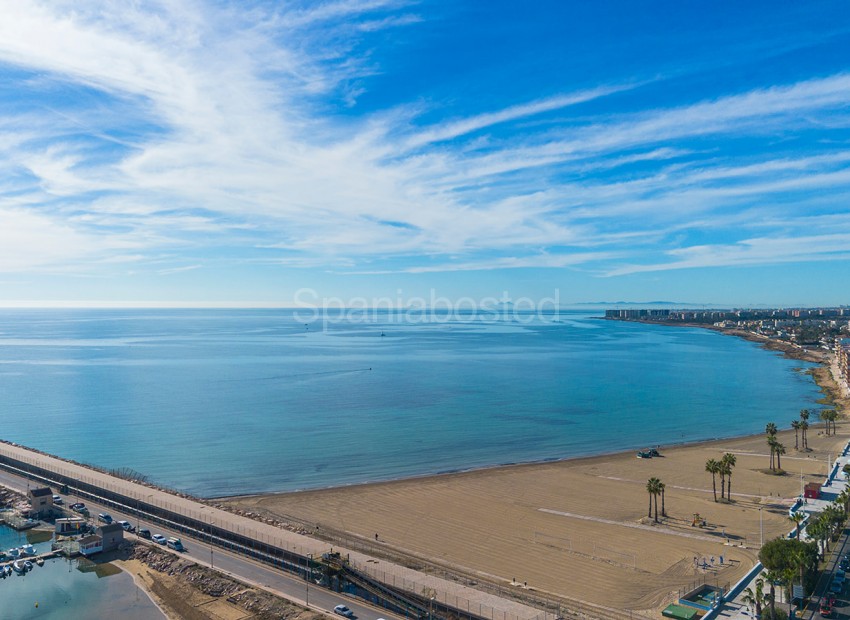 Segunda mano - Apartamento -
Torrevieja