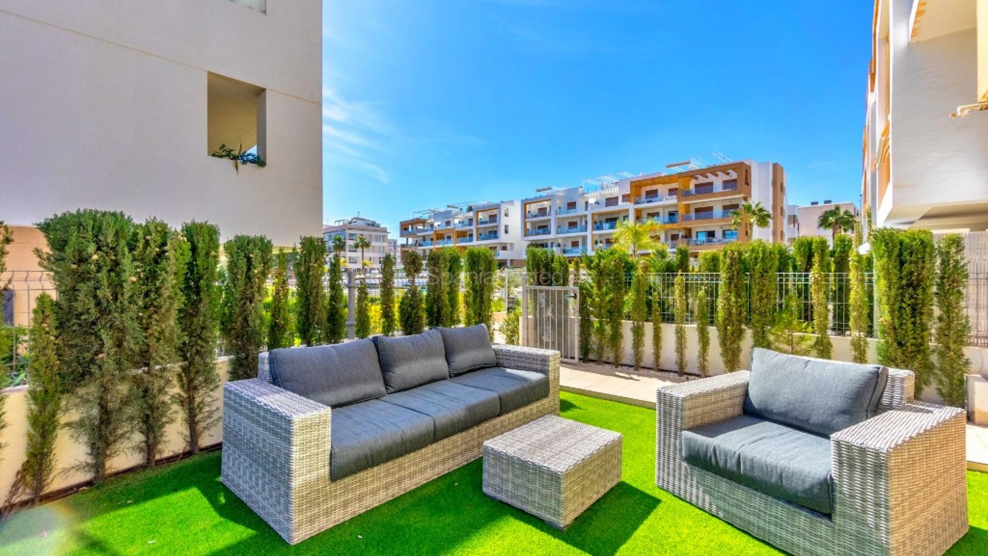 Segunda mano - Apartamento -
Villamartín - Villamartin