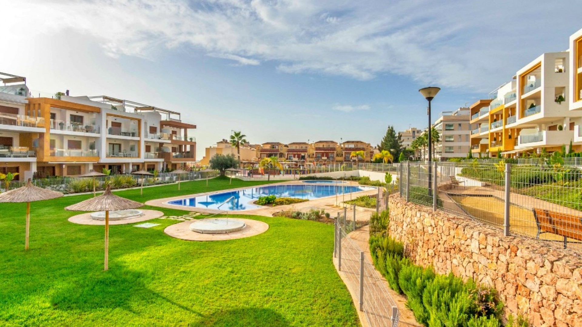 Segunda mano - Apartamento -
Villamartín - Villamartin