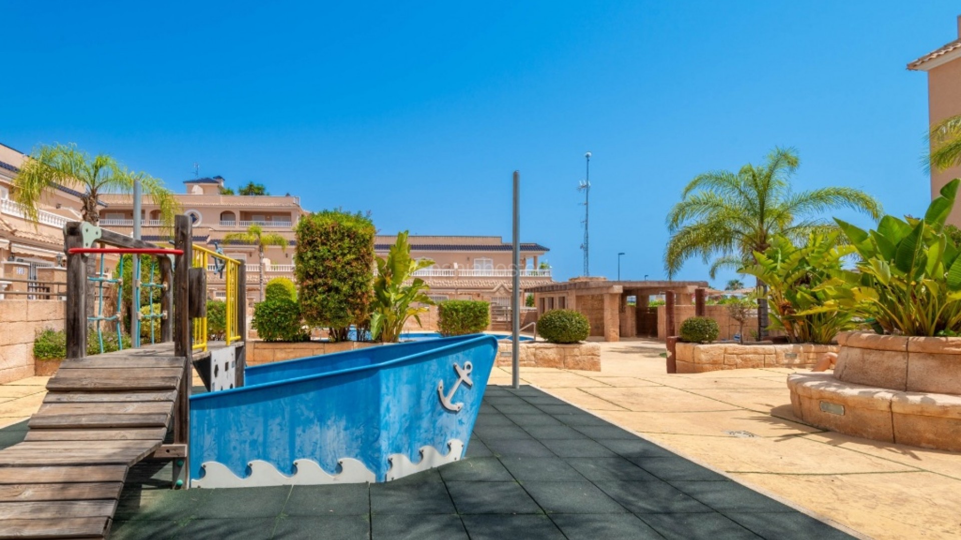 Segunda mano - Apartamento -
Villamartín - Villamartin