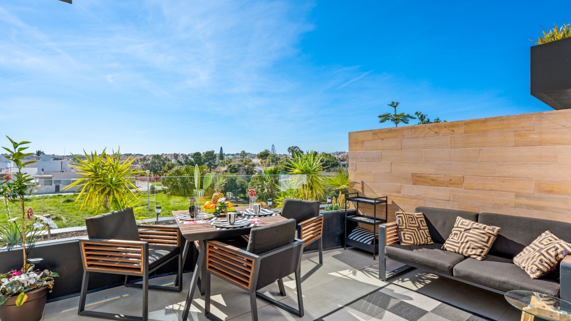 Segunda mano - Apartamento -
Villamartín - Villamartin