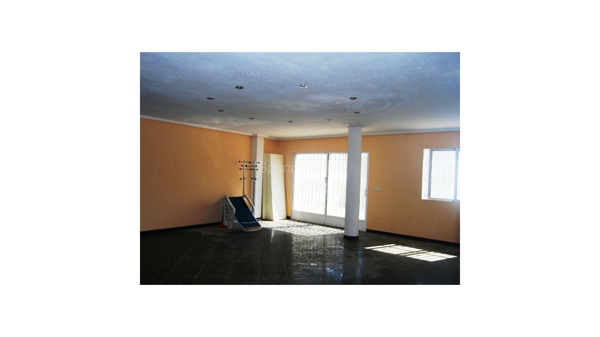 Segunda mano - Comercial -
Torrevieja