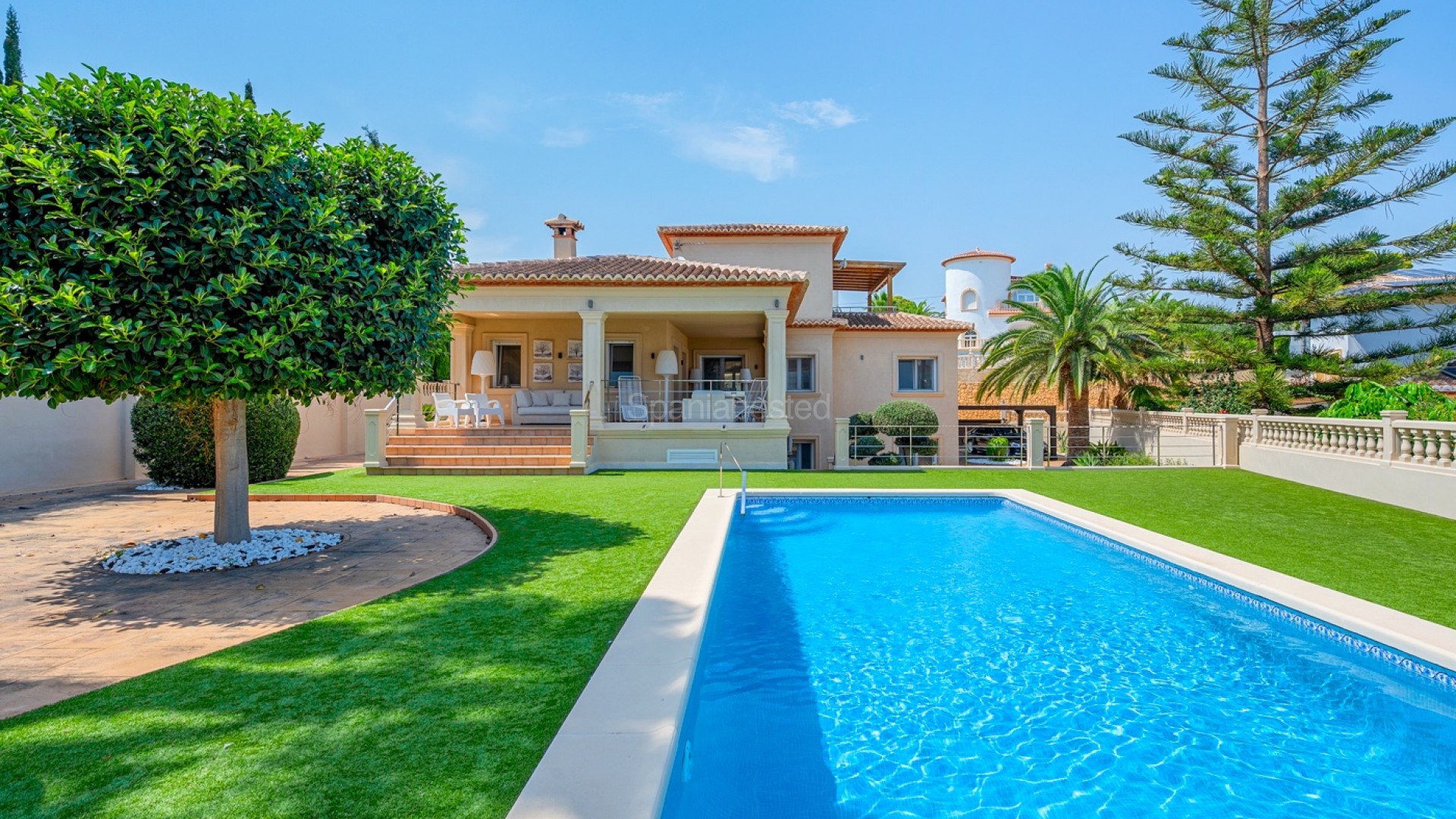 Segunda mano - Villa -
Benissa