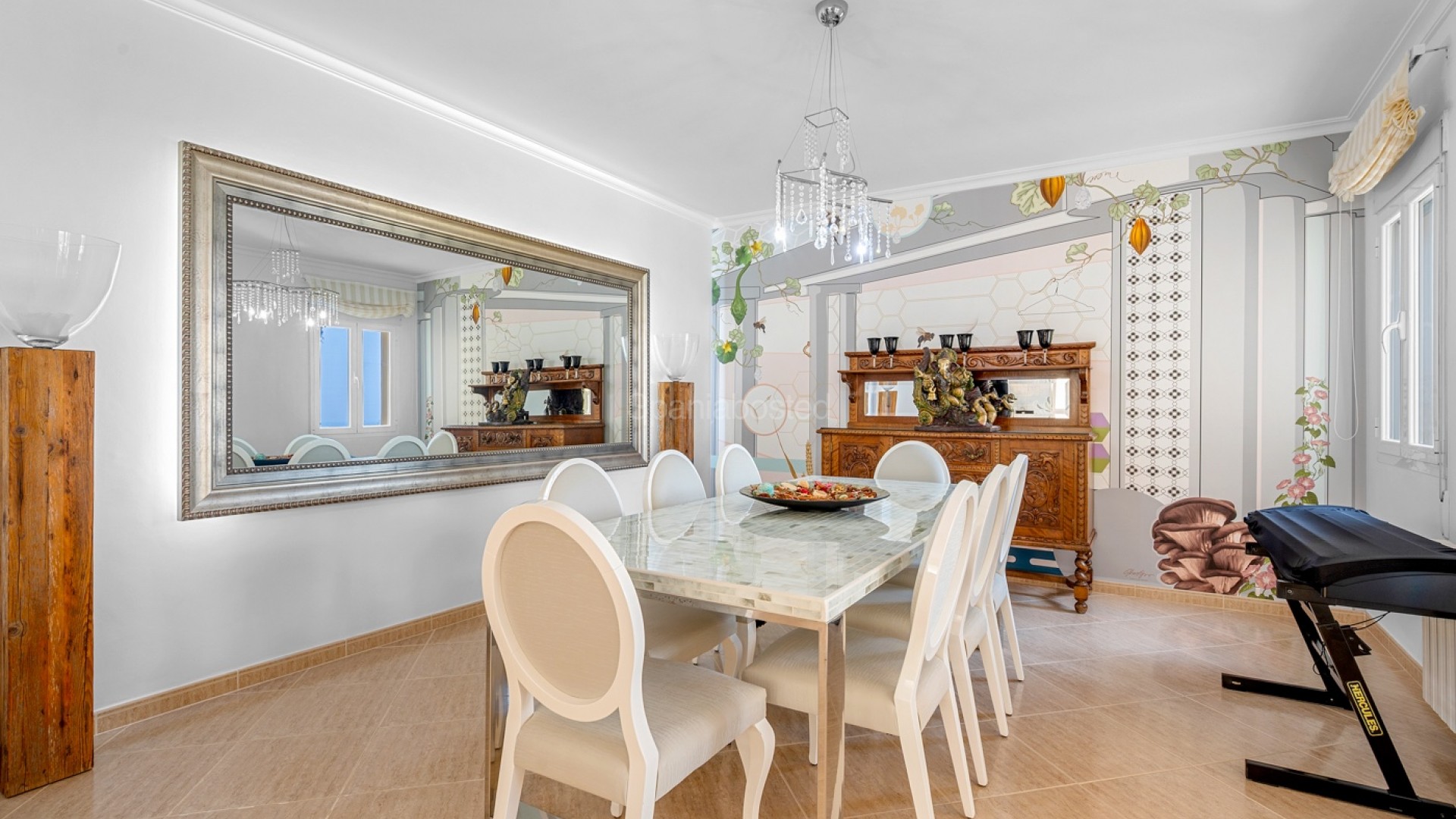 Segunda mano - Villa -
Benissa