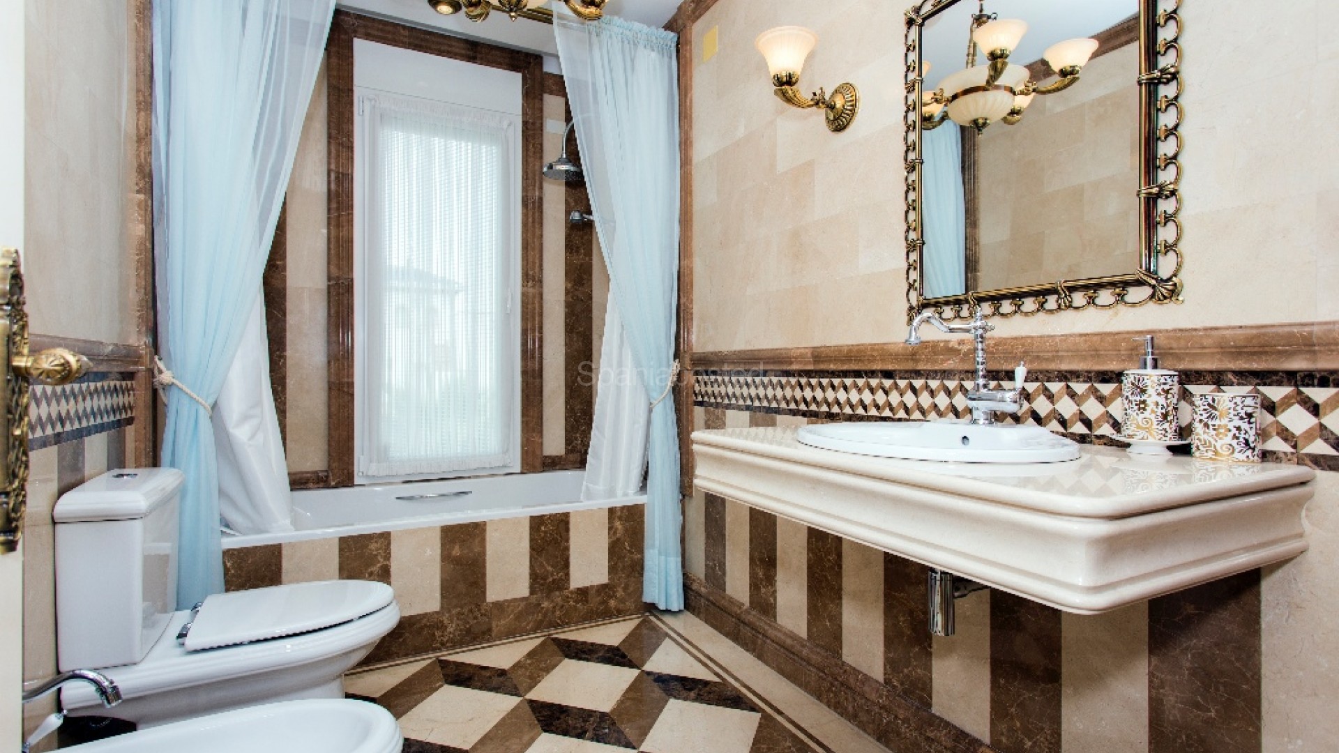 Segunda mano - Villa -
Cabo Roig