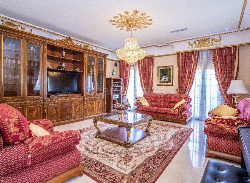 Segunda mano - Villa -
Campoamor