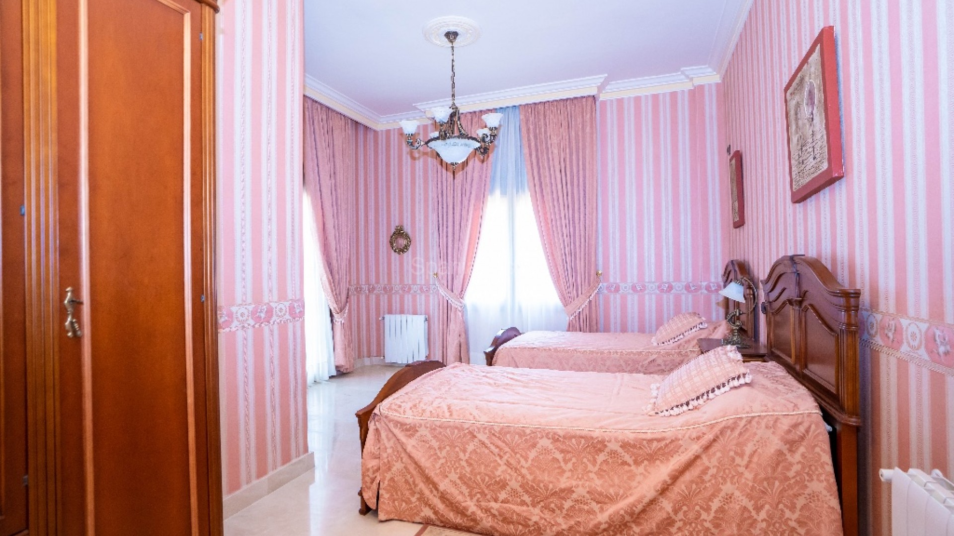 Segunda mano - Villa -
Campoamor