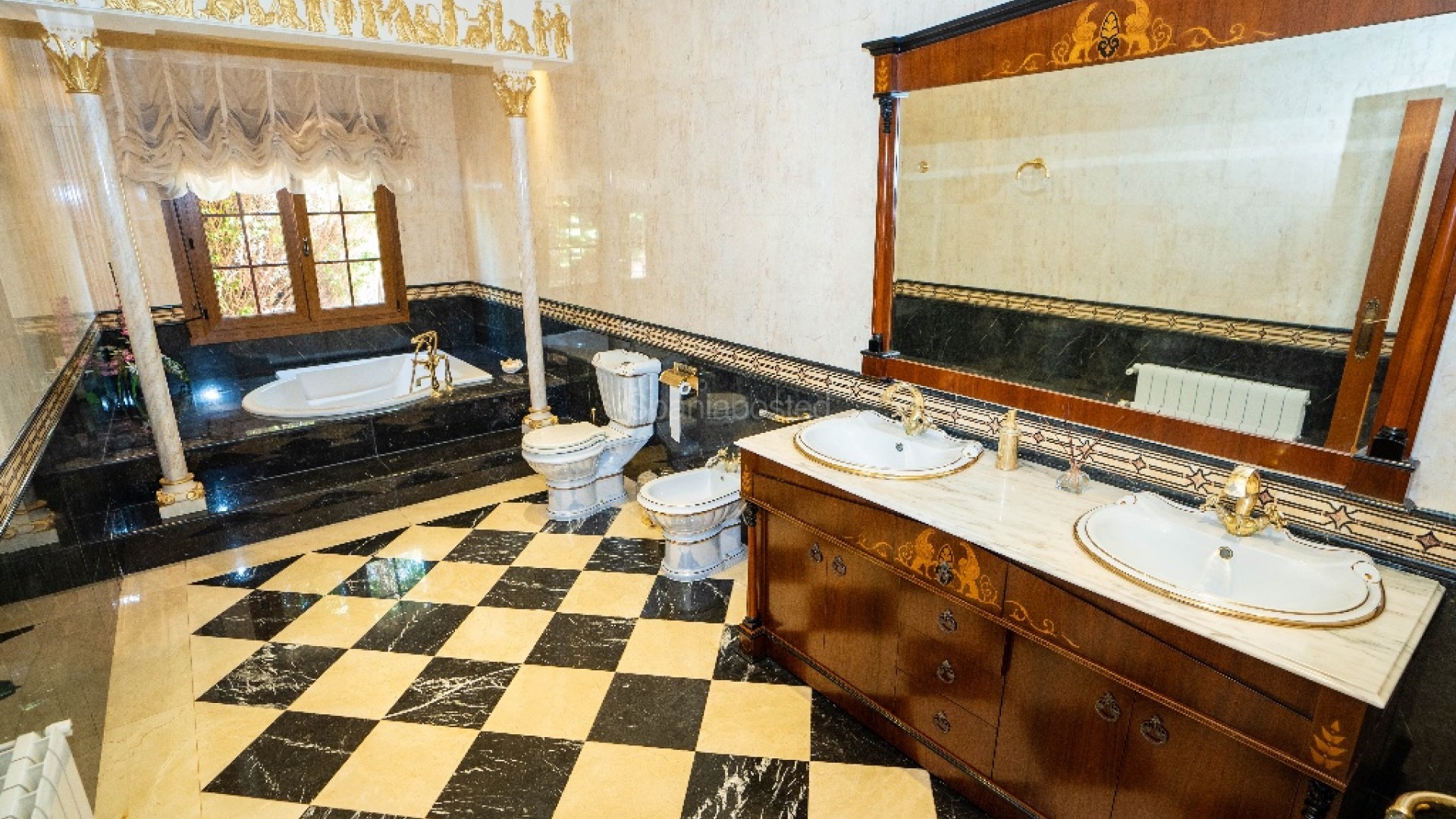 Segunda mano - Villa -
Campoamor