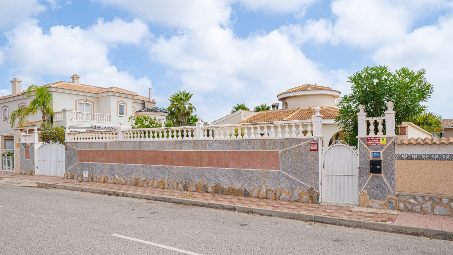 Segunda mano - Villa -
Ciudad Quesada - Rojales - Ciudad Quesada