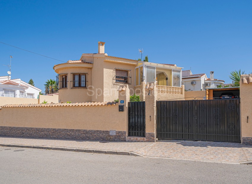 Segunda mano - Villa -
Ciudad Quesada - Rojales - Ciudad Quesada