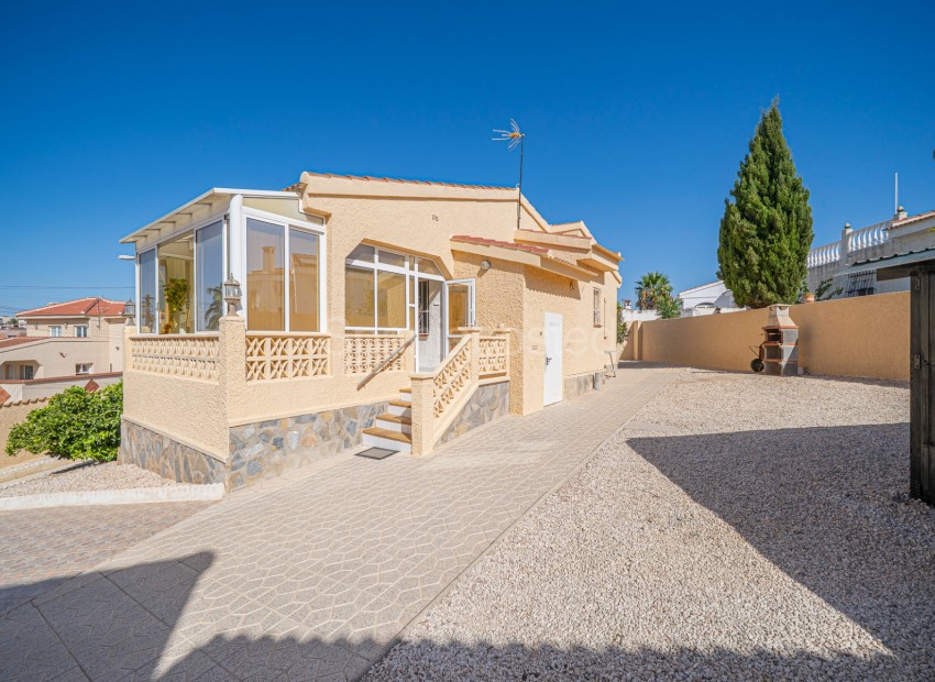 Segunda mano - Villa -
Ciudad Quesada - Rojales - Ciudad Quesada