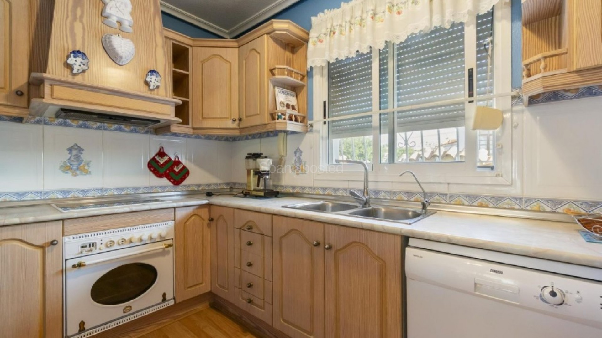 Segunda mano - Villa -
Ciudad Quesada