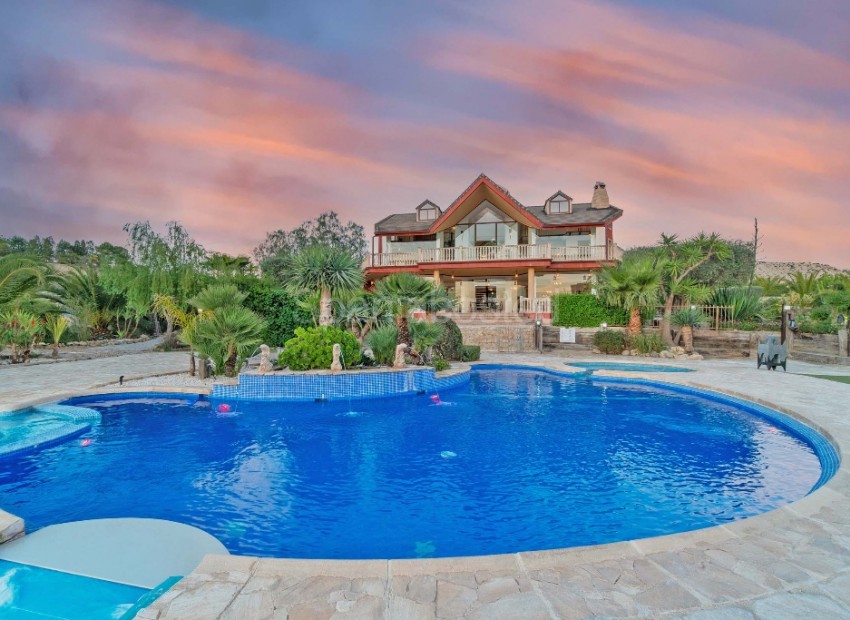 Segunda mano - Villa -
Costa Blanca - Orihuela Costa