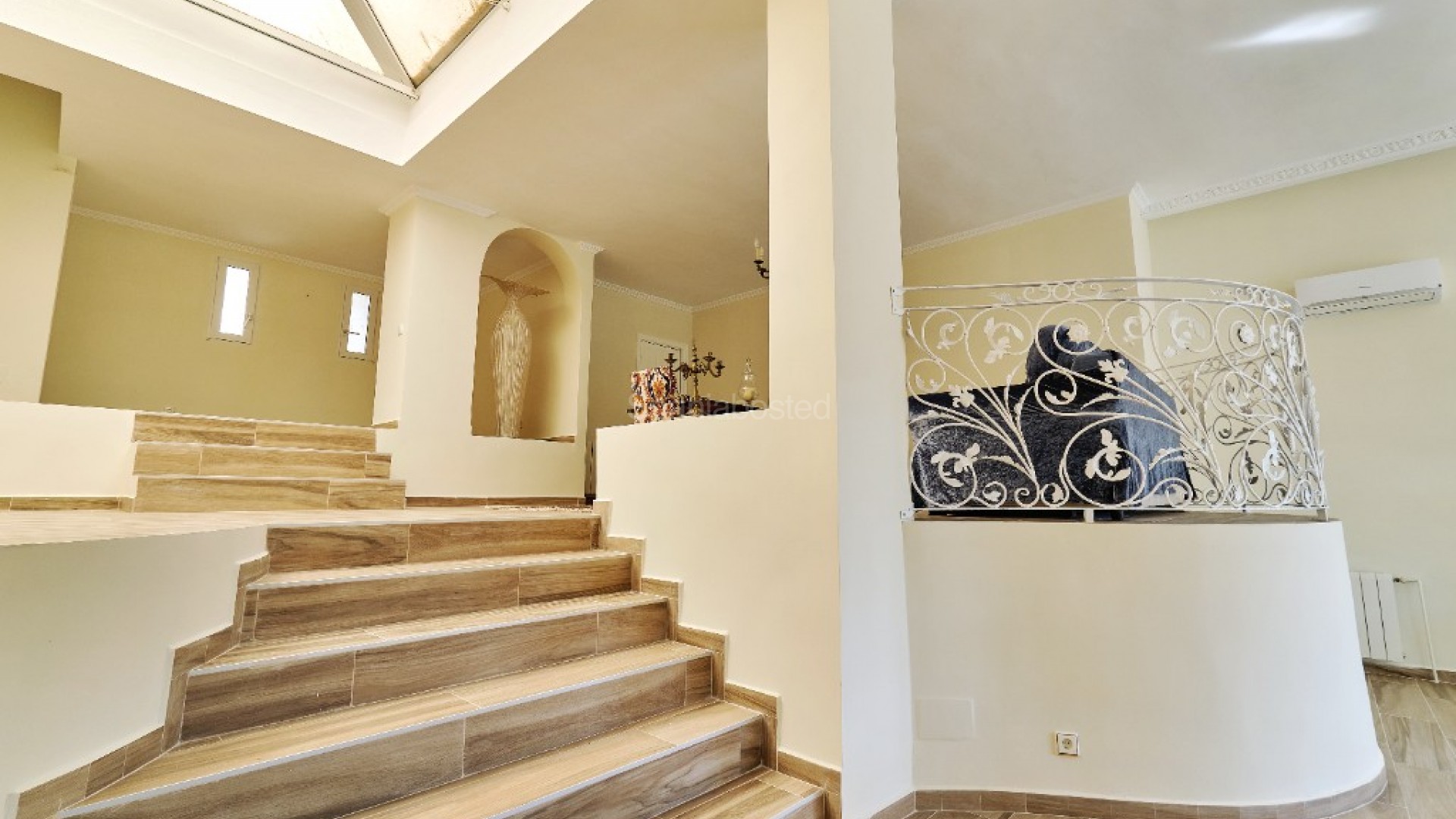 Segunda mano - Villa -
Dehesa de Campoamor - Campoamor