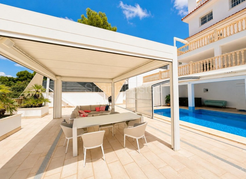 Segunda mano - Villa -
Dehesa de Campoamor - Campoamor