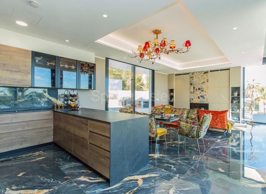 Segunda mano - Villa -
Las Colinas - Las Colinas Golf