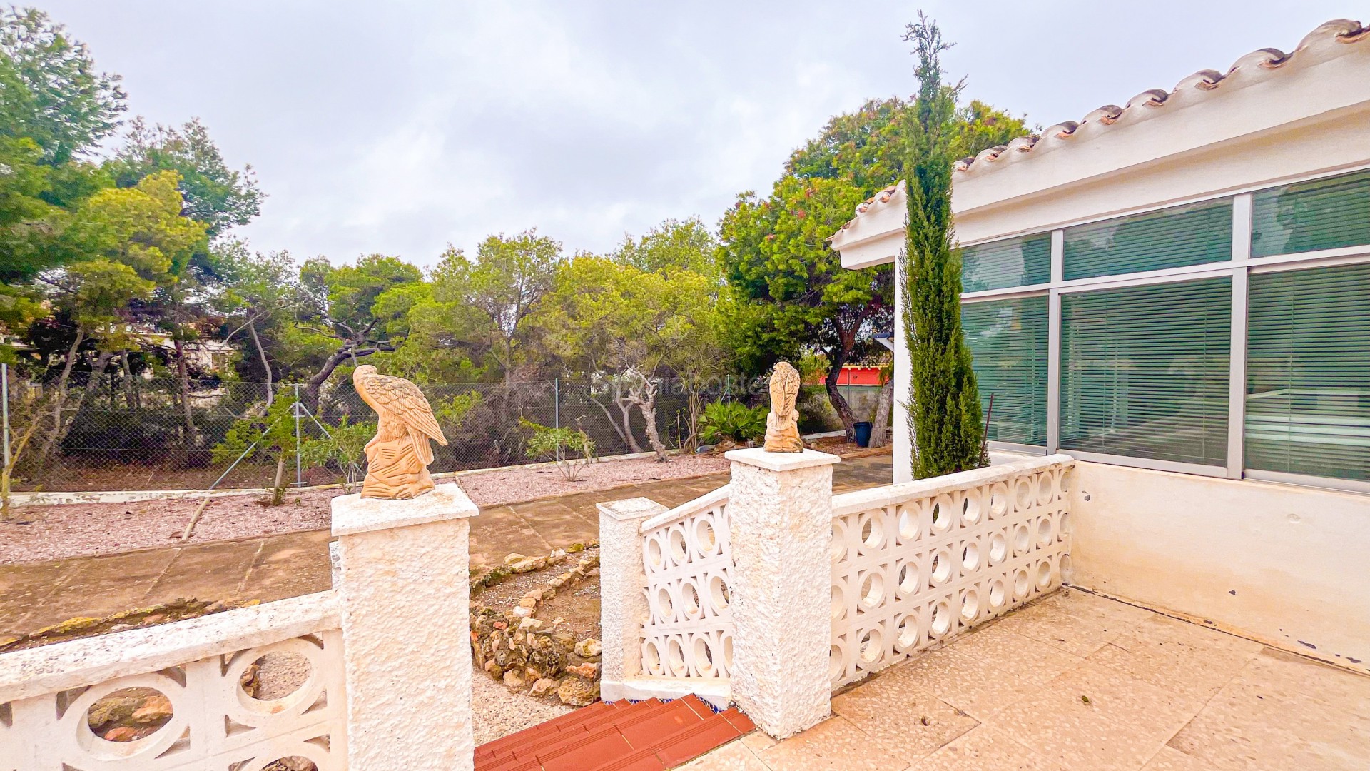 Segunda mano - Villa -
Los Balcones - Los Altos del Edén - Los Balcones